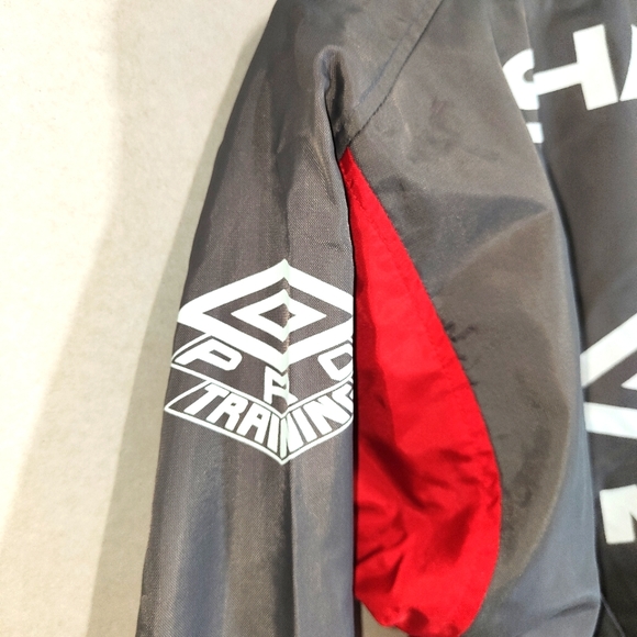 Manchester United Jacket Red Grey Umbro Sharp Boys LB Age 11-12 Years Vintage - Picture 7 of 10